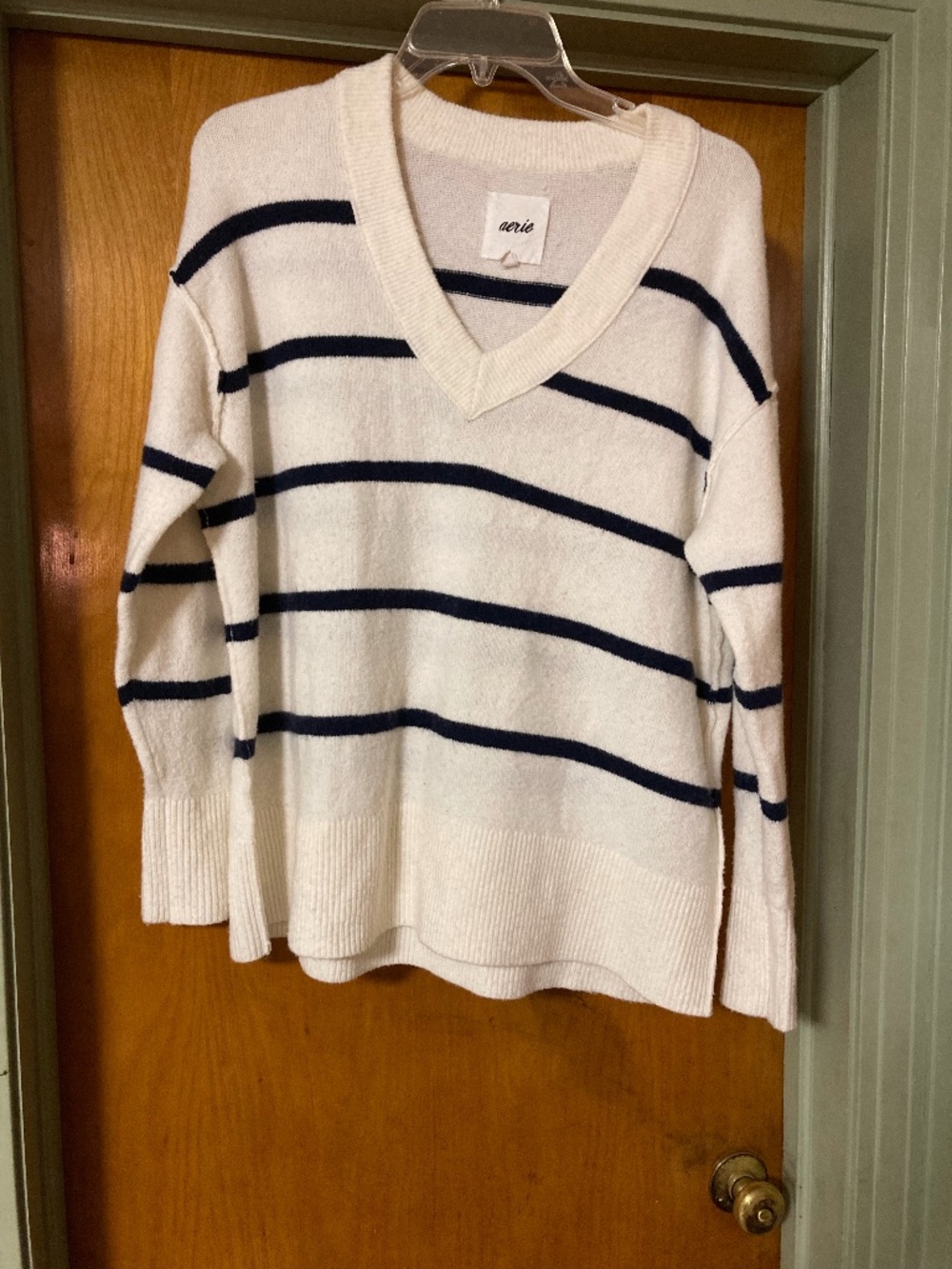 Aerie Oversized Pull Over V Neck Sweater White Navy Blue Stripes Striped XS
